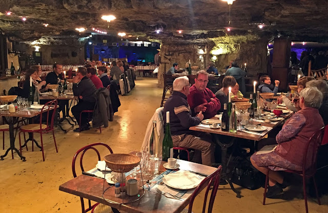 Cave aux Fouées, restaurant trogloditic la Amboise
